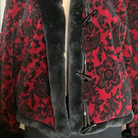 Jacket - Picture 4 of 4